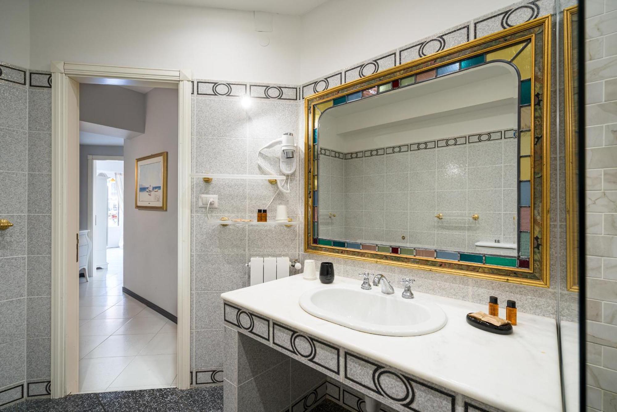 Al Duomo Rooms & Flats ตาออร์มินา ภายนอก รูปภาพ