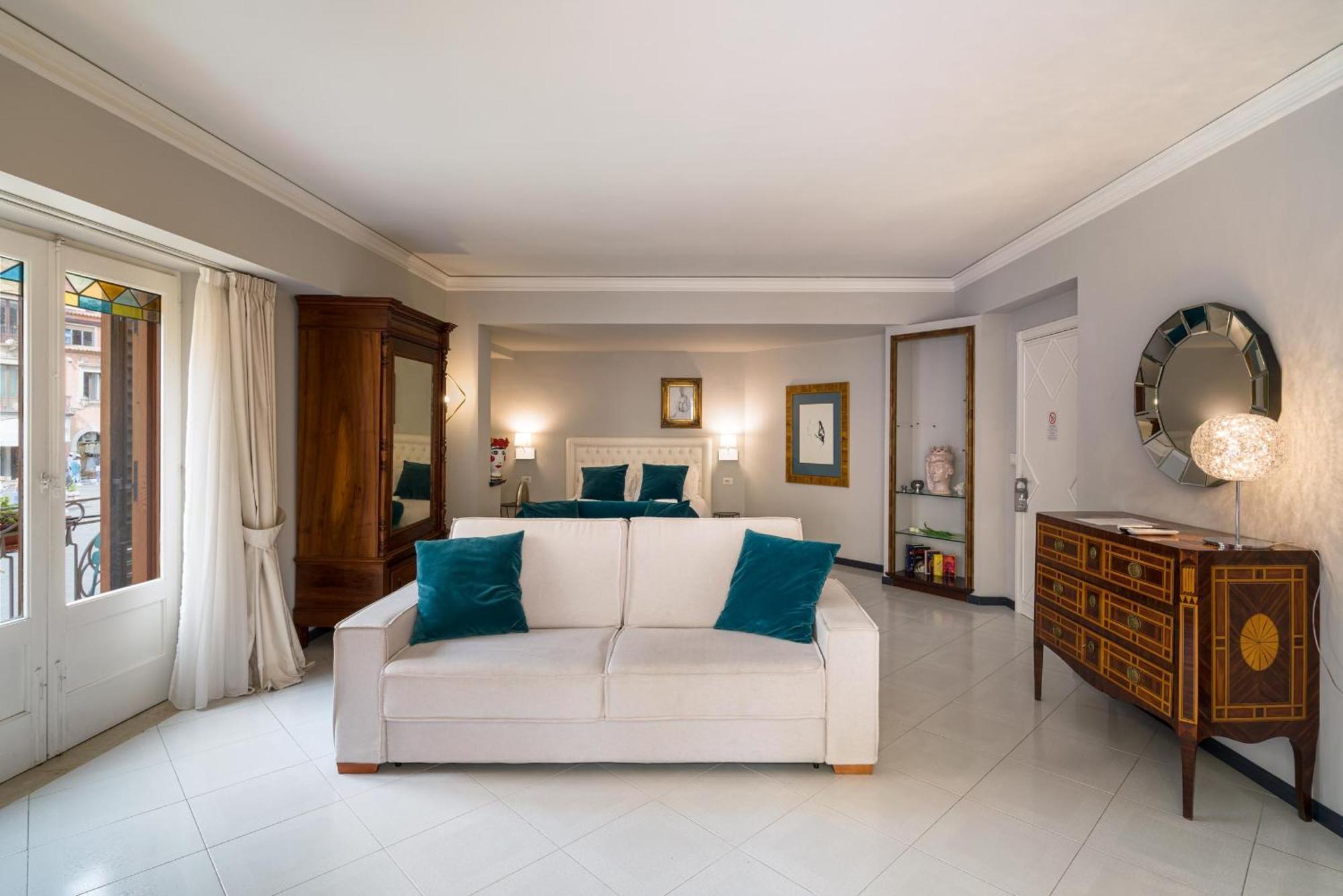 Al Duomo Rooms & Flats ตาออร์มินา ภายนอก รูปภาพ