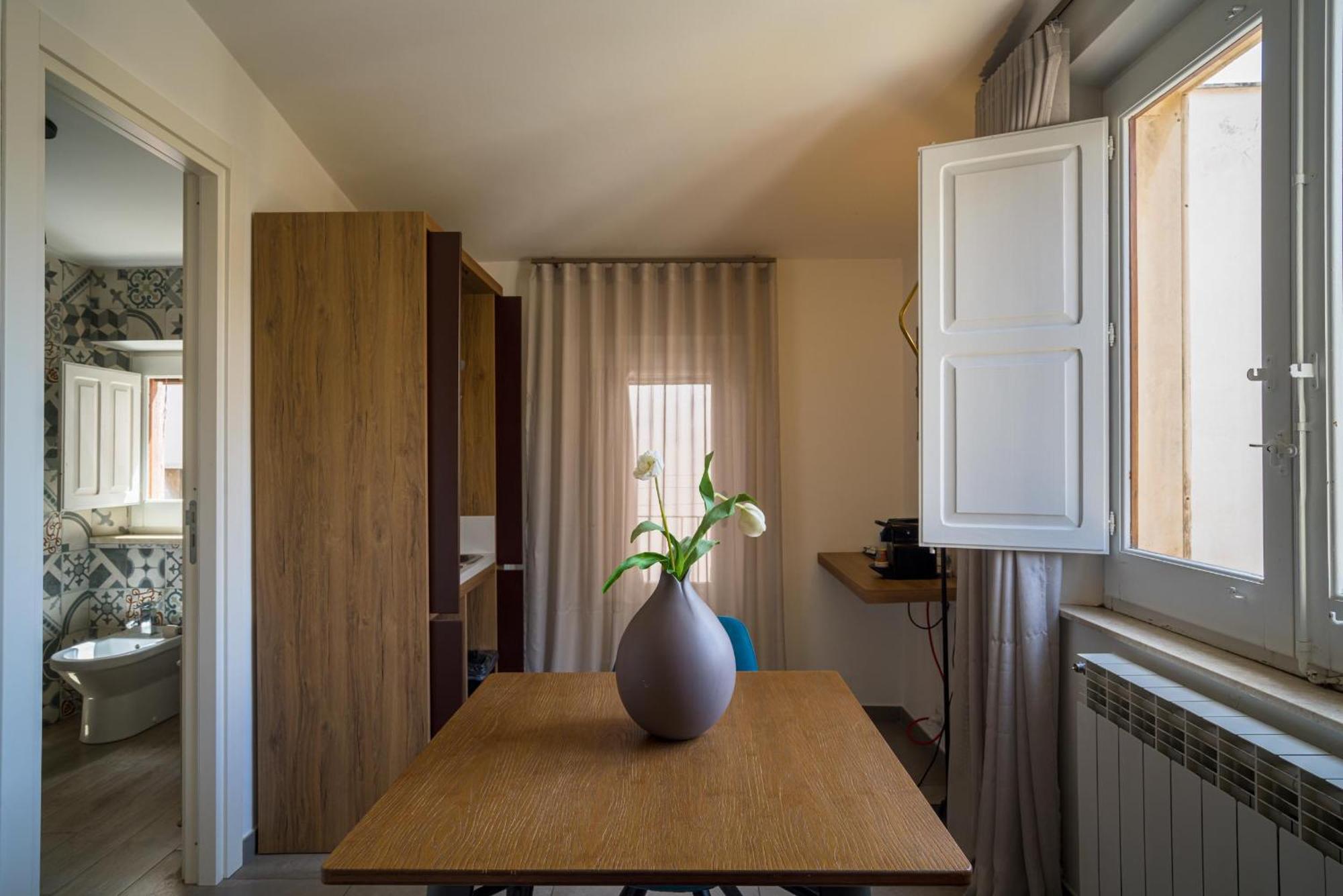 Al Duomo Rooms & Flats ตาออร์มินา ภายนอก รูปภาพ