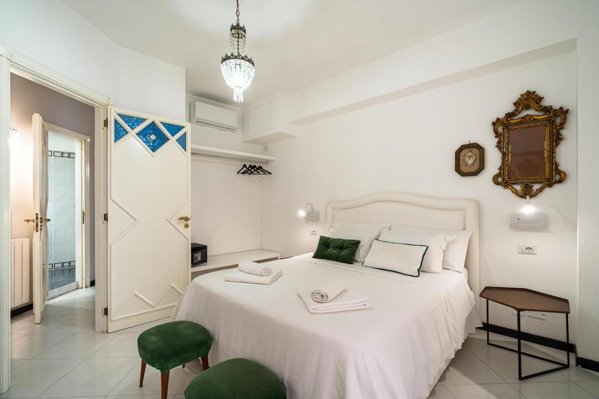 Al Duomo Rooms & Flats ตาออร์มินา ภายนอก รูปภาพ